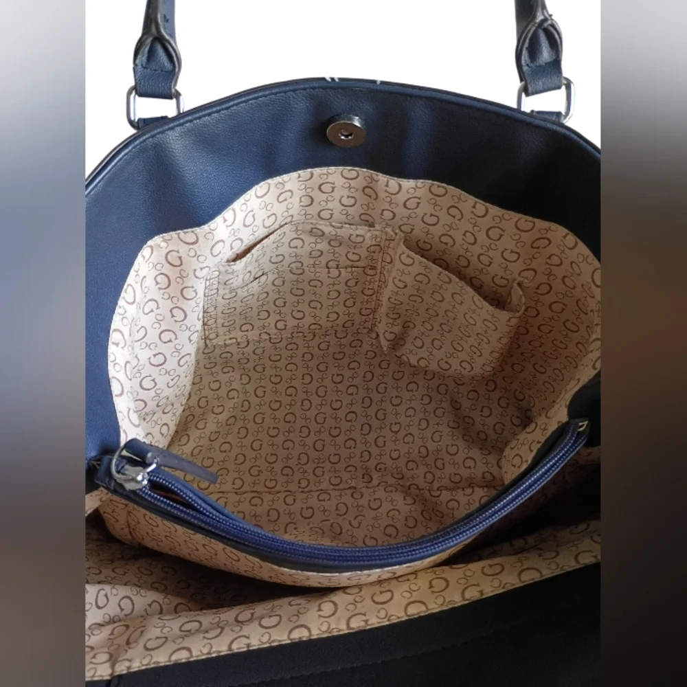 Guess Los Angeles Navy Blue Tote Bag - Picture 5 of 12